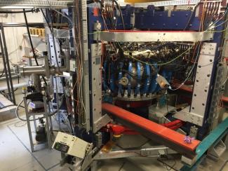 The HIDRA stellarator-tokamak